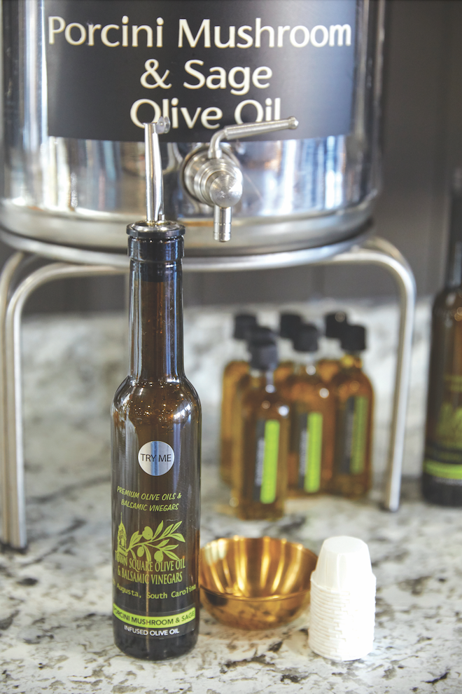 Photo of Town Square Olive Oil & Wine by Jane Kortright.